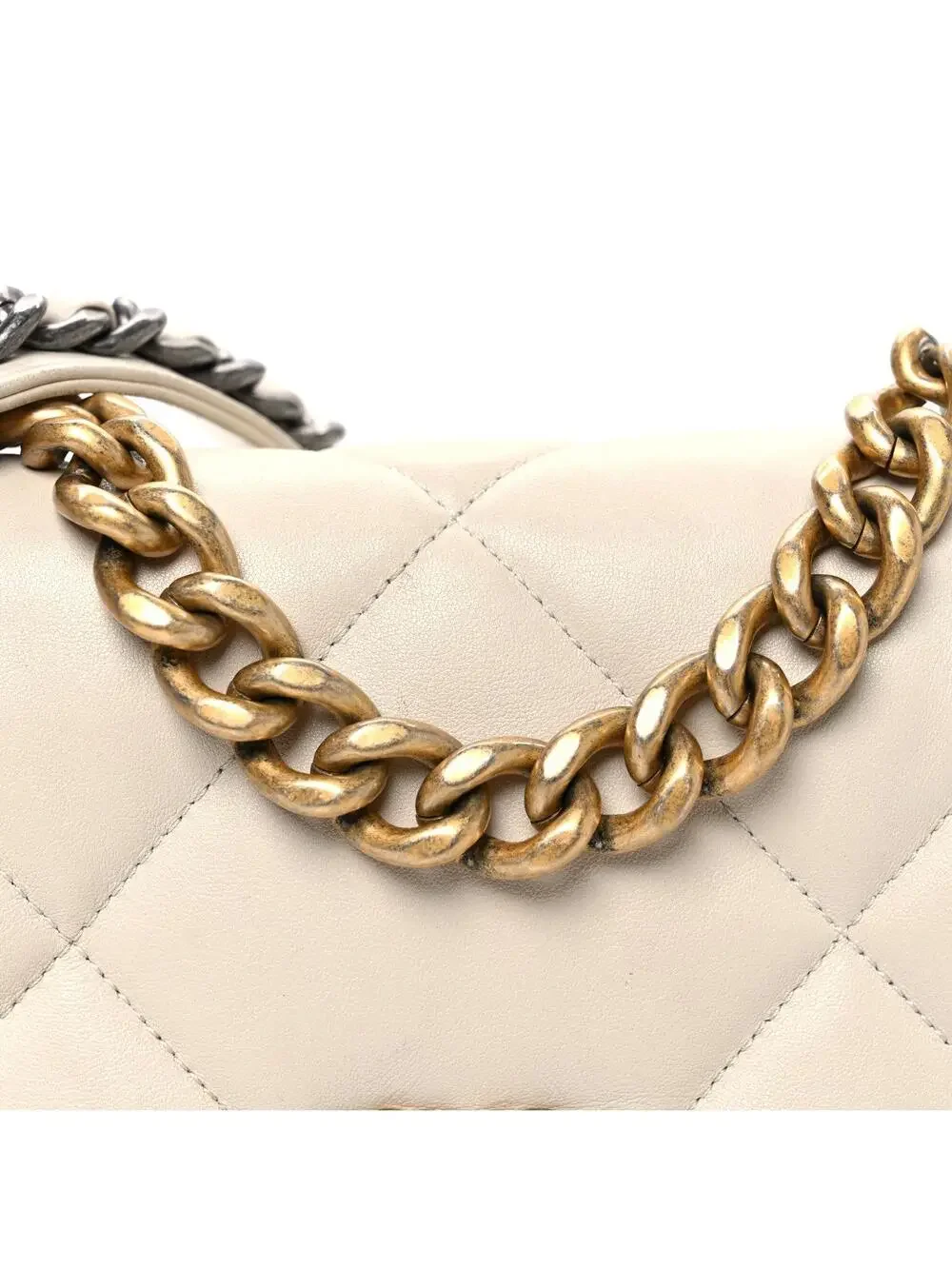 Goatskin Quilted Medium Chanel 19 Flap #300481C32B